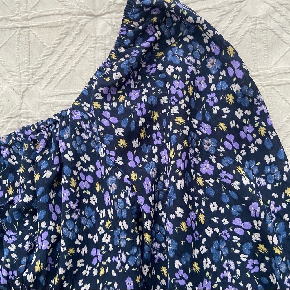 Dynamite Blue Floral Cropped Square Neck Blouse - Picture 3 of 12